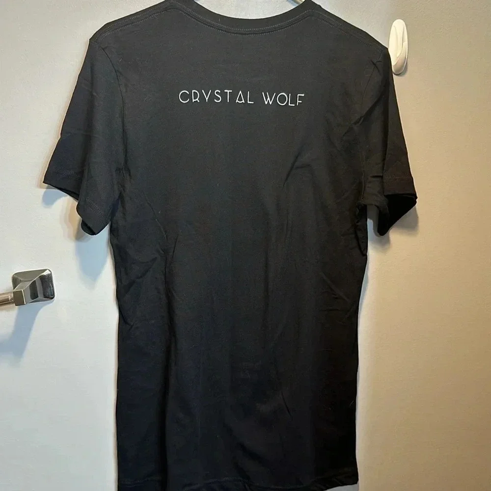 crystal wolf cotton black tshirt adult size medium short sleeve